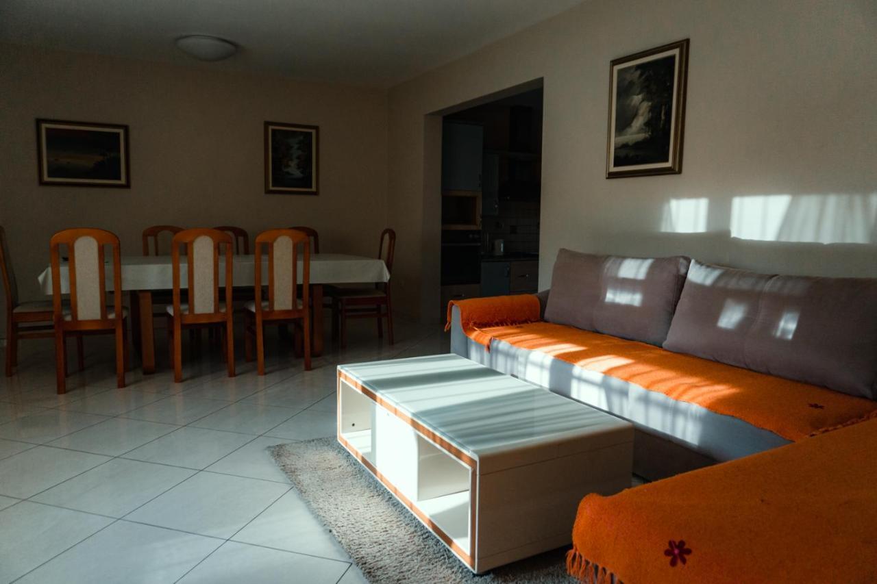 Holiday Home Rozic - Villa With Private Seasonal Heated Pool モスタル エクステリア 写真