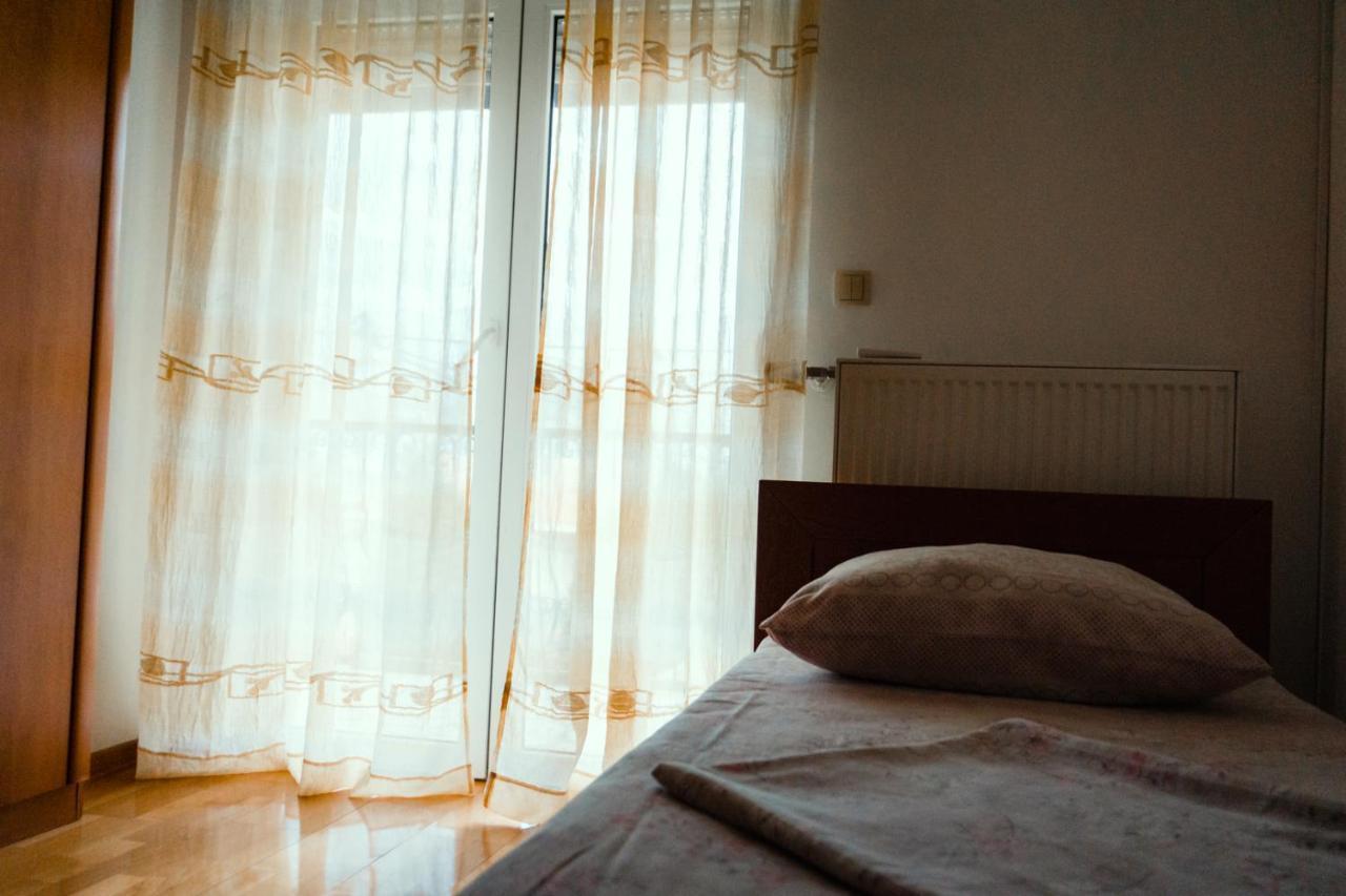 Holiday Home Rozic - Villa With Private Seasonal Heated Pool モスタル エクステリア 写真