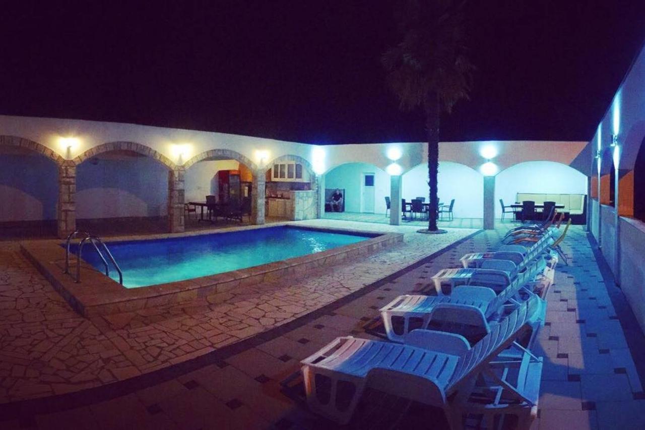 Holiday Home Rozic - Villa With Private Seasonal Heated Pool モスタル エクステリア 写真